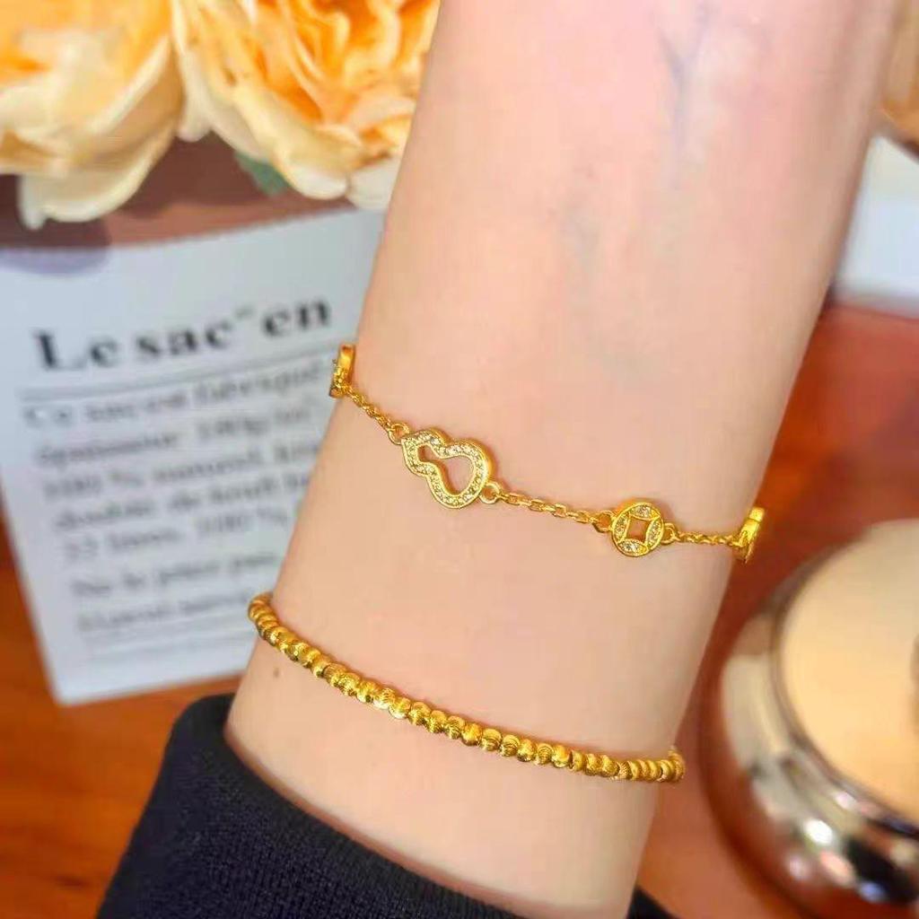 Gold-Finish Diamond Gourd Coin Bracelet: Elegant Luxury Design for Women - Perfect Gift