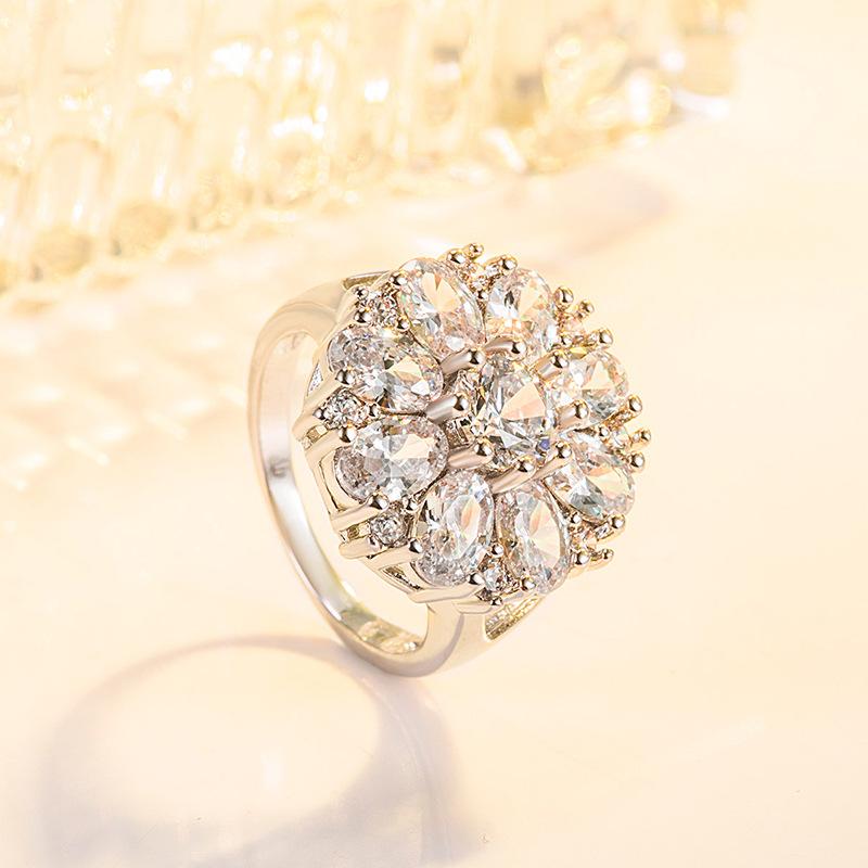 2026 Diamond Flower Ring Women's European and American Petal shaped Ring Inlaid with Amethyst Zircon Ring