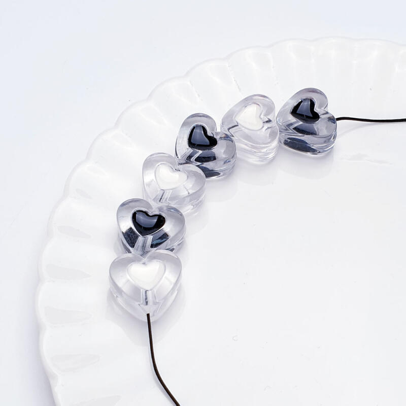 Transparent Color Heart Keychain Penetrating Bead Accessory black