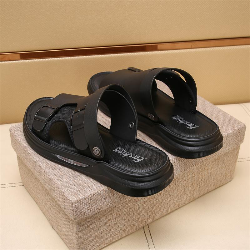 Fashion Summer Men Sandals 2024 Outdoor Casual Sneakers Male Fashion Lightweight Breathable Comfortable Non-Slip Beach Holiday Sandal