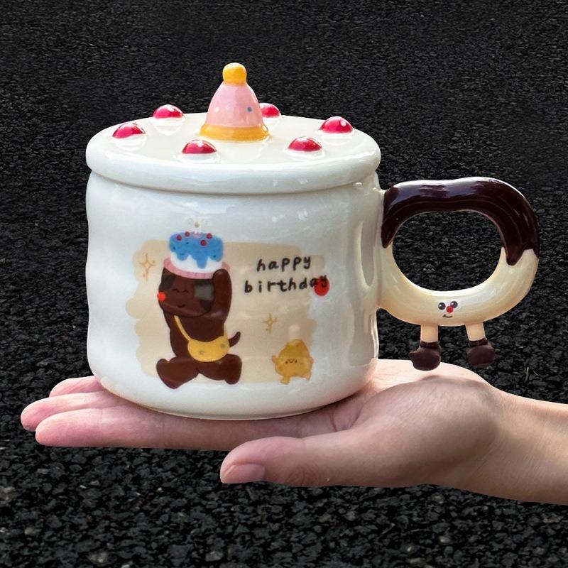 Birthday gift girls creative ceramic mug with lid cute cake student water cup