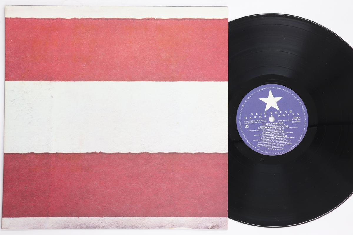 

LP Record NEIL YOUNG Hawks Doves HS2297 REPRISE 1980 US Rock Used