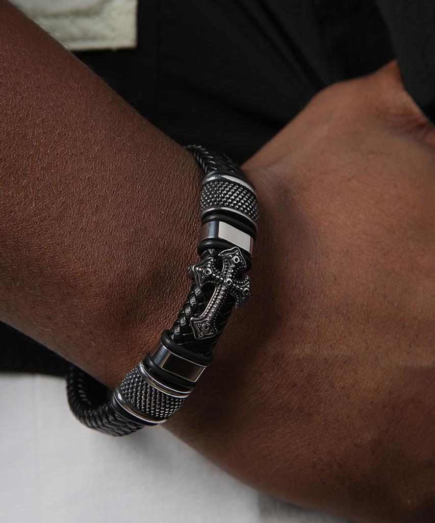 Ventera Cross Leather Men'S Bracelet
