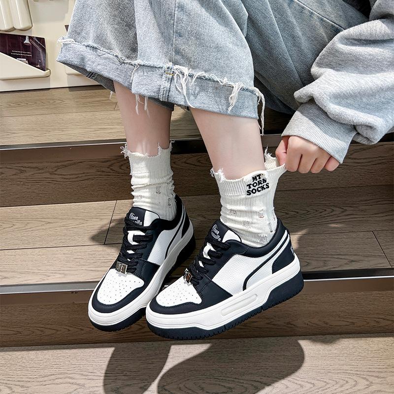 Round head color matching board shoes for women's 2025 spring new thick-soled leather little white shoes breathable and versatile casual shoes single