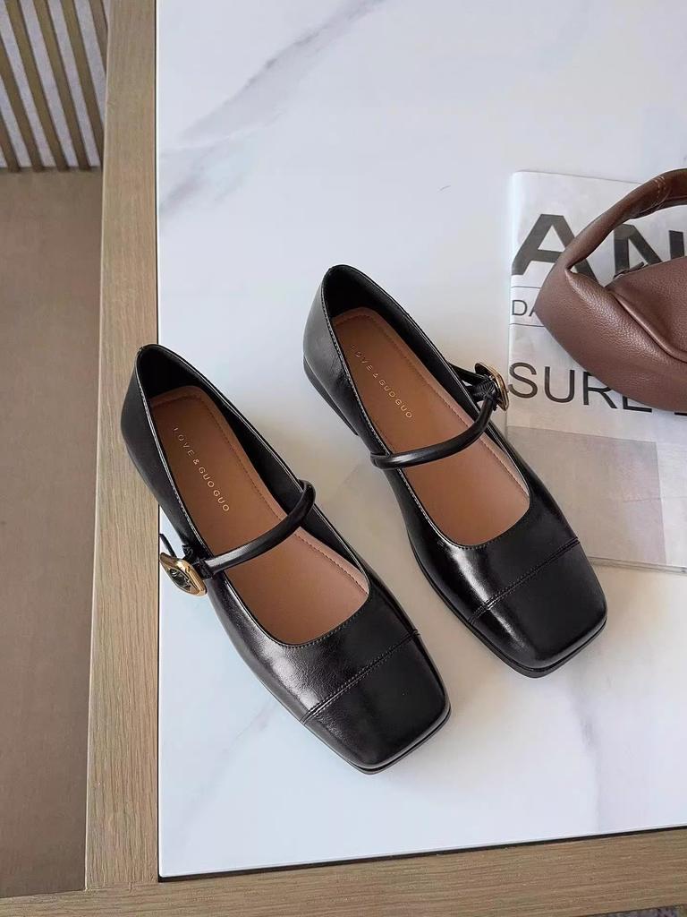 Doudou Schuhe Damen Ein-Wort-Schnalle mit lässigen Einzel-Schuhen vielseitige eckige Zehenpartie flacher Ausschnitt flache Schuhe