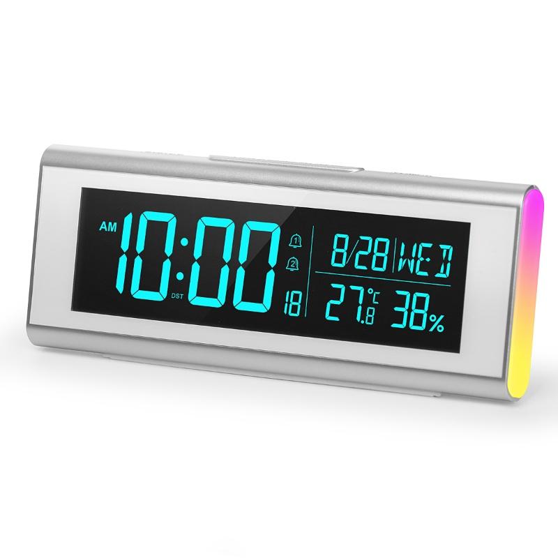 

70 Colors Digital Alarm Clock TEMP Humidity Date with 9 Colors RGB Mood Light 2 Alarm Snooze Table Clock 12/24H DST LED Clock серебряный