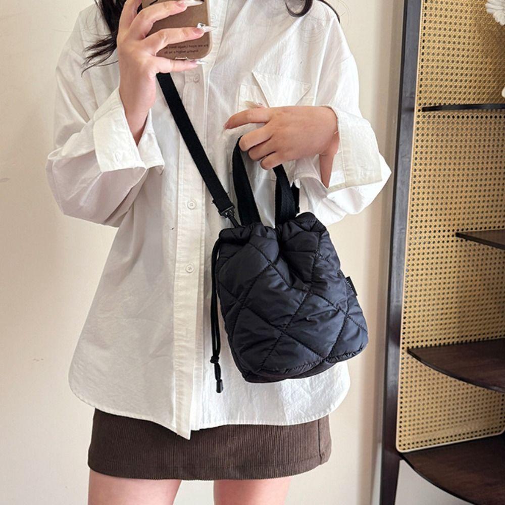 Solid Color Nylon Shoulder Bag Elegant Down Crossbody Bag Simple Drawstring Bucket Bag  Female