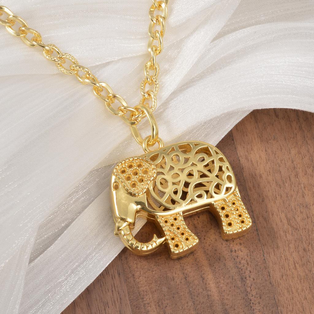 Vintage Classic Double-sided Hollow Pattern India Thailand 18K Gold Elephant Pendant Necklace Jixiang Necklace 2026