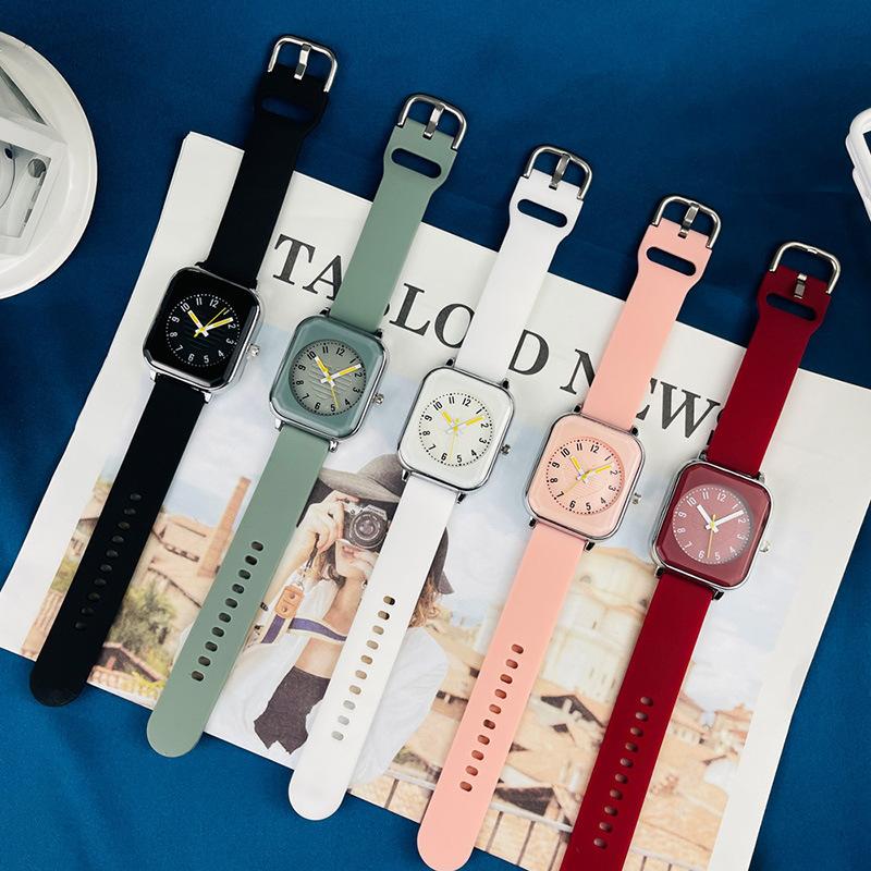 JYL Couple Watch Silicone Heart Square Casual Strap