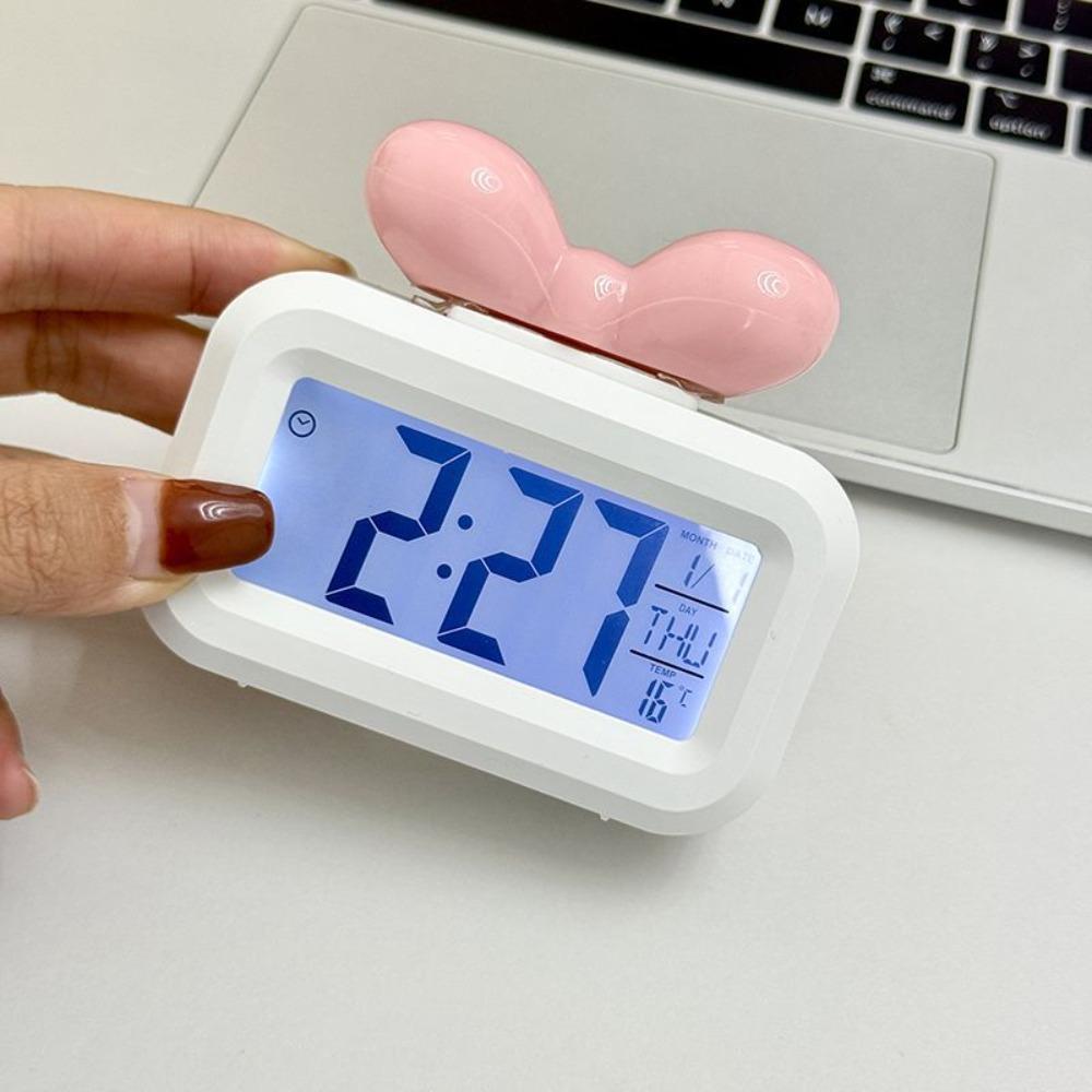 

Cute Bowknot LED Digital Clock with Night Light Mini Alarm Clock Gift Temperature Detection Desktop Clock Bedside Decoration білий