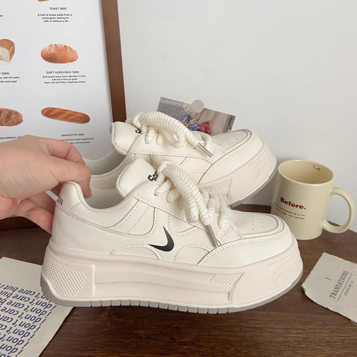 

Универсальная женская обувь Модная осенняя новинка Толстая подошва Увеличивающая рост Удобная Спортивная и повседневная Маленькая белая доска 35 бежевый