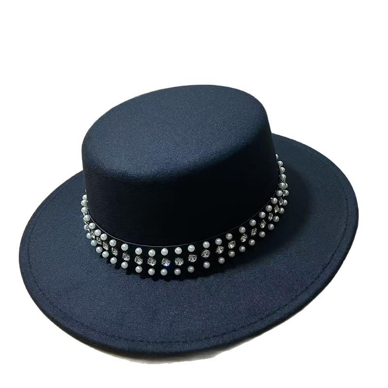 Autumn and Winter New French Pearl Flat Top Top Hat Female Hepburn Style Retro British Style Jazz Hat Woolen Sun Hat Tide