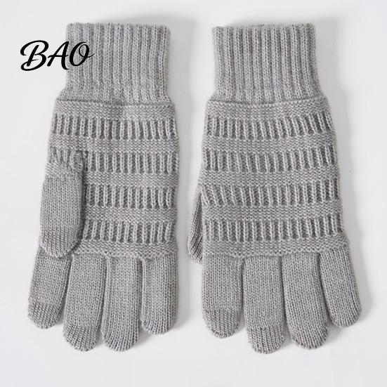 Winter Essentials for Sub Zero Weather Knitted Touchscreen Gloves Men Women, Warm Thermal Gloves, Thickened Comfortable Skin Friendly Mittens