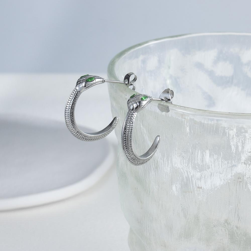 French Retro Women's Personalized Snake Earrings Trendy Light Luxury Plated 18K Creative Titanium Steel Earrings