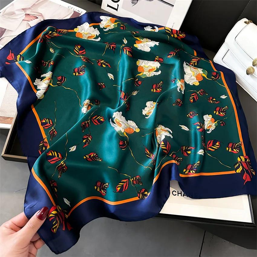 New Luxury Women's Soft Satin Hair Scarves Fashion Square Printed Headscarf 70cm Professional Accessories Designer Scarf