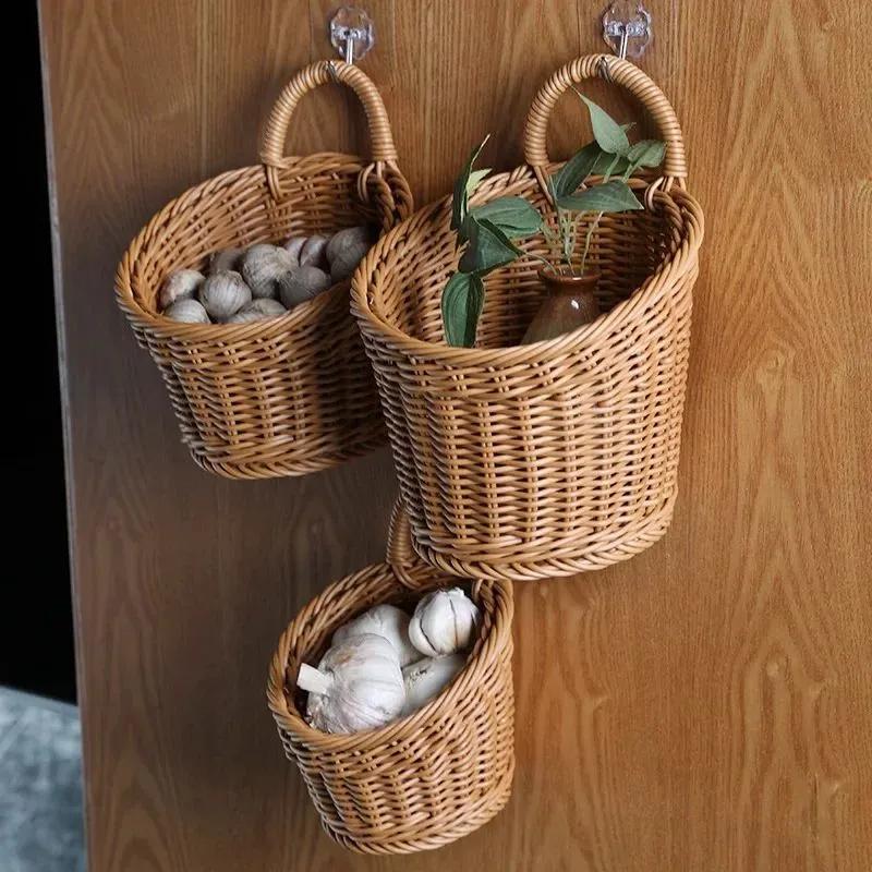 Kitchen  And Garlic Storage Basket Kitchenware Hanging Basket Indoor Small Items Storage Wall Hanging Basket Portable Small Flower Basket
