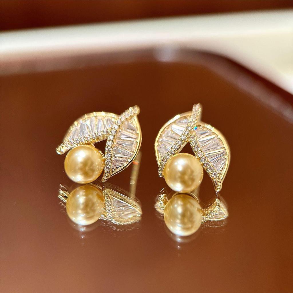 14k Gold-Plated Leaf & Pearl Zirconia Stud Earrings - Elegant Silver Needle Jewelry for Women