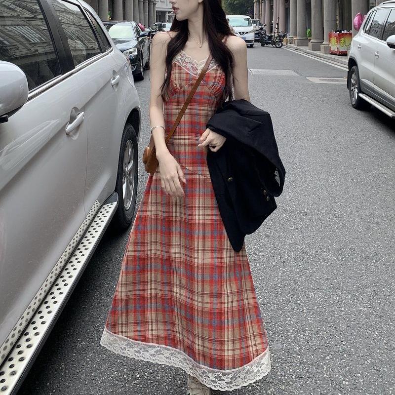 Sukienka bez rękawów w czerwoną kratę damska Midi Harajuku Hotsweet letnia koronkowa sukienka Spaghetti dla pań sukienka retro z wysokim stanem
