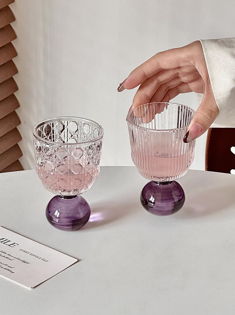 Sevimli Küre Tabanlı Cam Yaratıcı Orta Yüzyıl Viski Bardağı Baijiu Bardağı Çay İçme Bardağı Meyve Suyu Bardağı