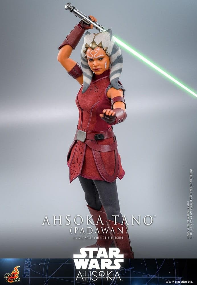 Hot Toys Star Wars: Ahsoka Tano (Padawan) 1/6 Scale Collectible Figure