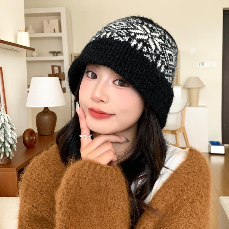 

Осенне-зимняя мода Вязаная шапка-бини с узором снежинки Корейская универсальная холодостойкая и теплая шапка Повседневная уличная шапка для большой головы Женская average size