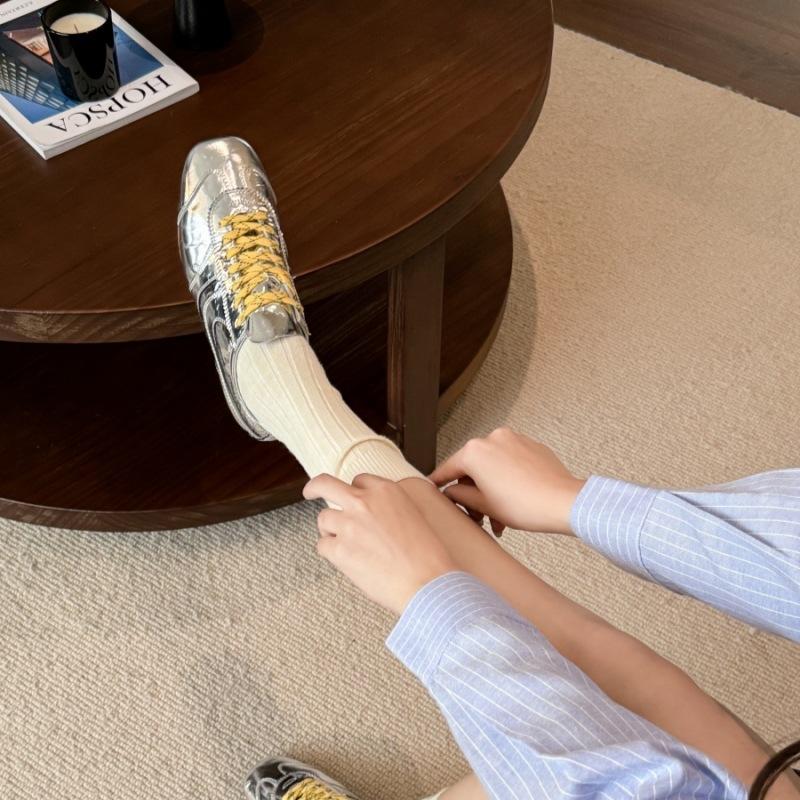 2025 autumn leather Forrest Gump shoes casual versatile sports shoes retro lace-up niche low-top inner Zengde training shoes women