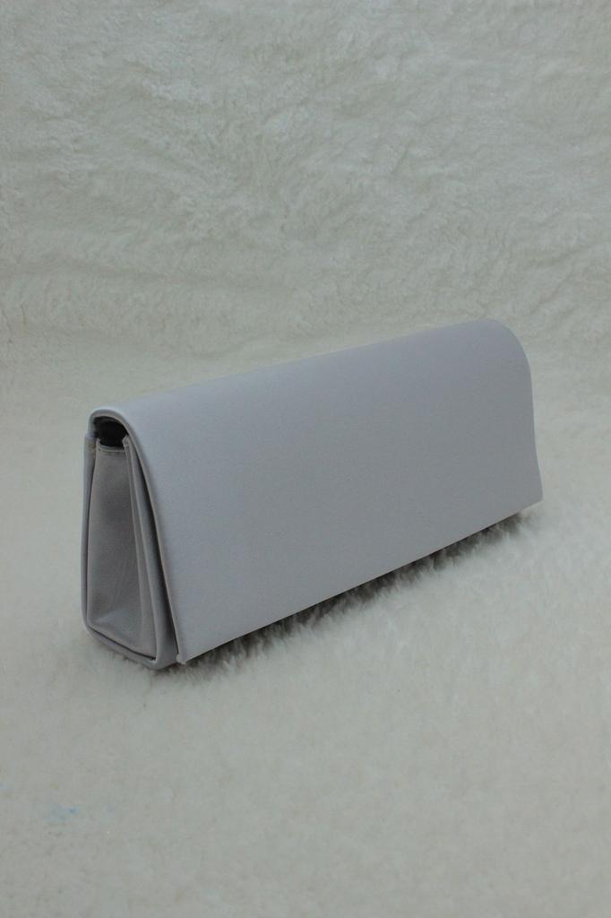 Women's Stylish and Useful Evening Dress Bag Satin Silver Evening Dress Bag Clutch Portfolio Strap Shoulder and Hand Bag 2023