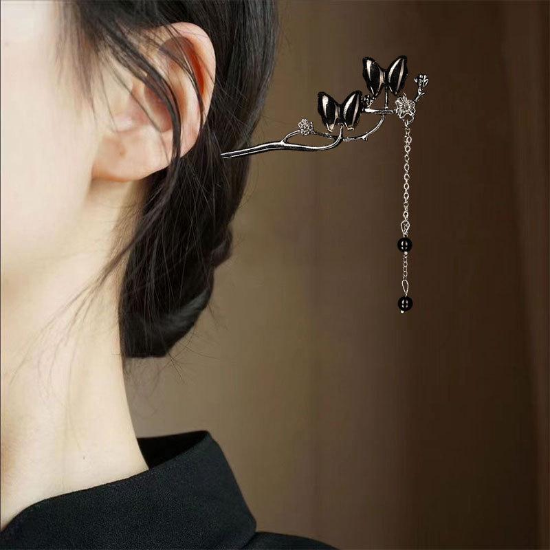 Diamantbesetzte Haarnadel mit Lotusquaste: Eleganter chinesischer Stil mit Perlenblumen- und Friedensschloss-Design, perfekt für Frauen.