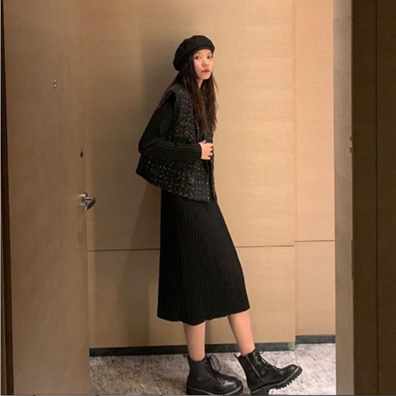 Spring New Retro Long Sleeve Bottom Skinny Black Sweater Knitted Dress Children Autumn and Winter