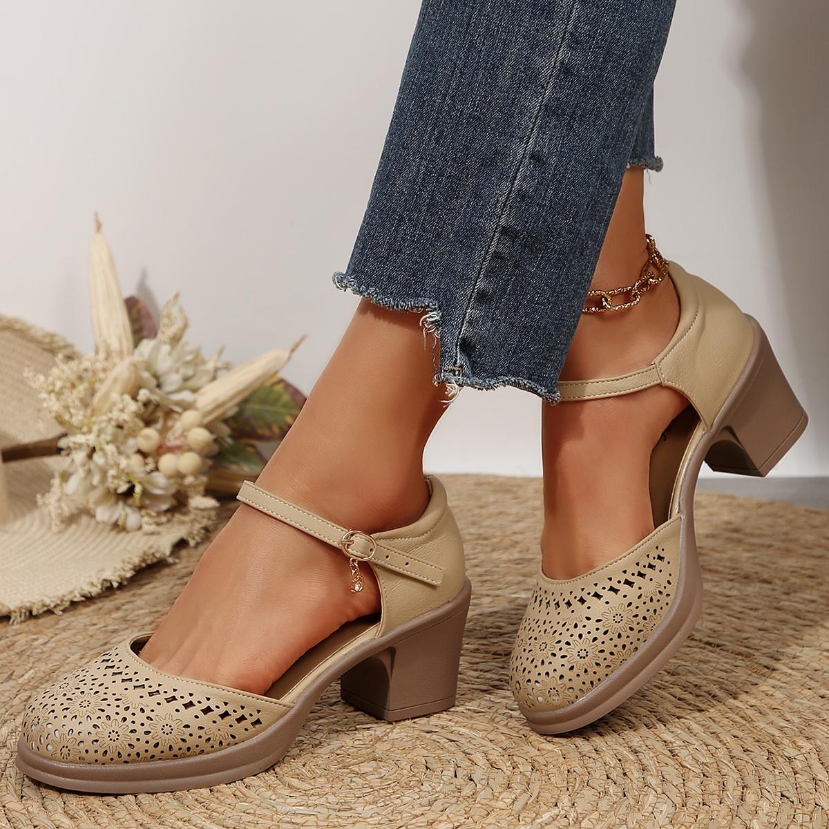 

Fashionable Thick Heel Buckles on The Outside Elegant Casual Sandals for Women Summer New Comfortable Baotou Banquet High Heels 36 кавовий