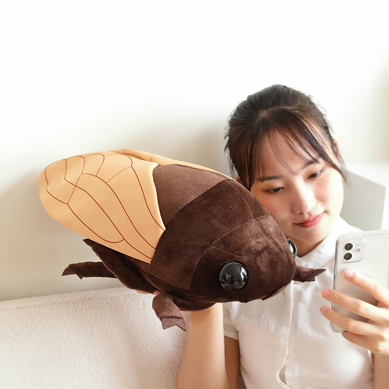 48cm Creative Simulated Insect Doll Plush Toy Stuffed Animal Soft Cicada Pillow Gifts for Boys Children Friends Prank Toys Decor