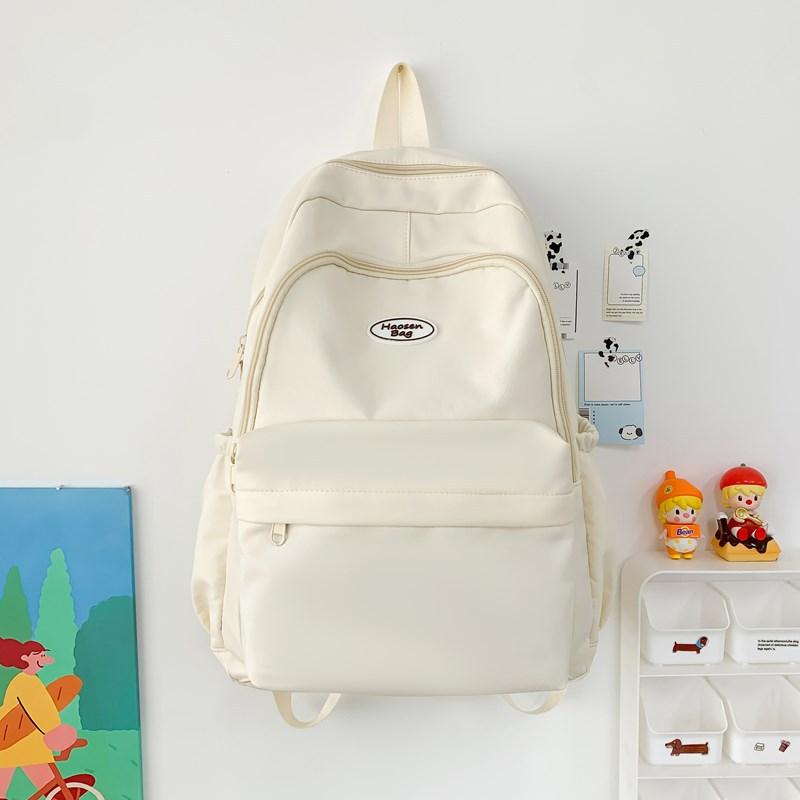 A Large-capacity Backpack for High School Students, College Students and Primary School Students, A Simple and Casual Travel Backpack