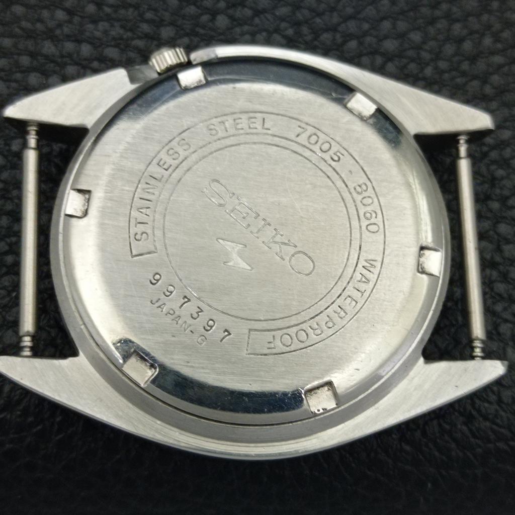 JAPONSKÉ VINTAGE SEIKO 5 AUTOMATICKÉ 7019A PÁNSKÉ HODINKY S ČERNÝM CIFERNÍKEM a701575-5 R206b-a701575