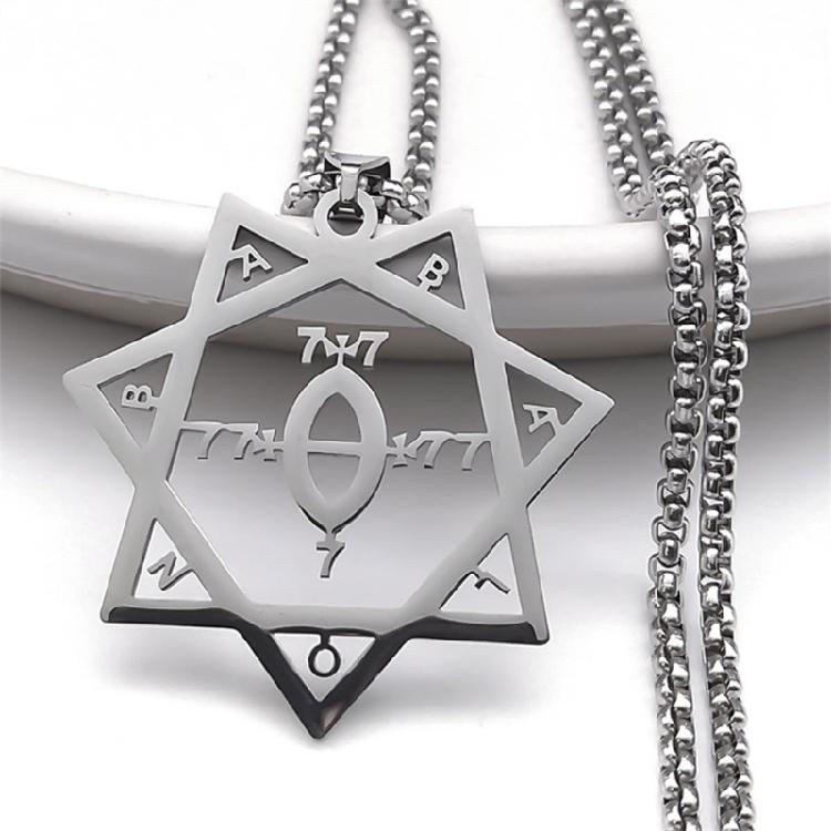Modern Stainless Steel Necklace with Adjustable Chain Silver Pendant Decoration for Trendy and Quality Seekers