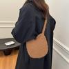 New cute plush bag autumn and winter fashion versatile women's shoulder bag solid color simple going out messenger mobile phone bag