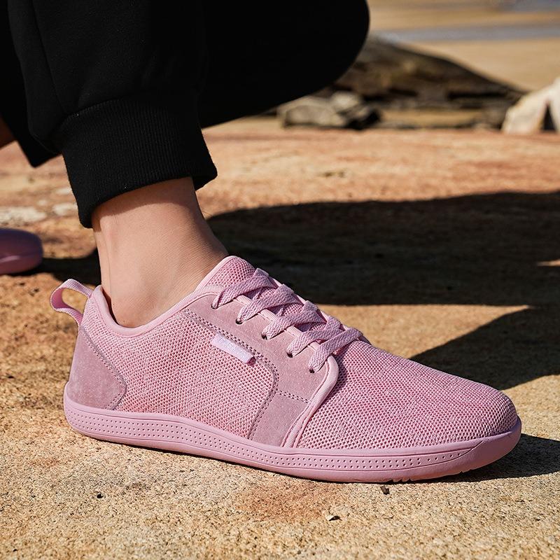 New Outdoor Men's Comfort and Women's Walking Shoes, Wide-toe Shoes, Breathable Soft-soled Couple's Flying Woven Sports Shoes