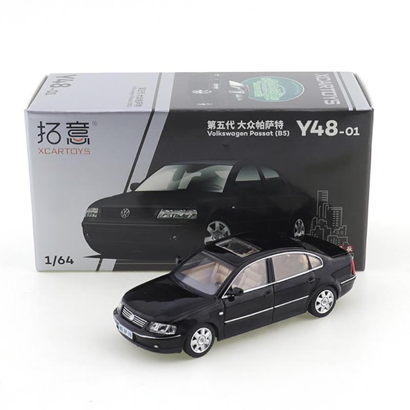 XCARTOYS 1/64 Accord Santana Elantra The First Generation Buick GL8 Diecast Model Toy Vehicles Miniatures Collectibles