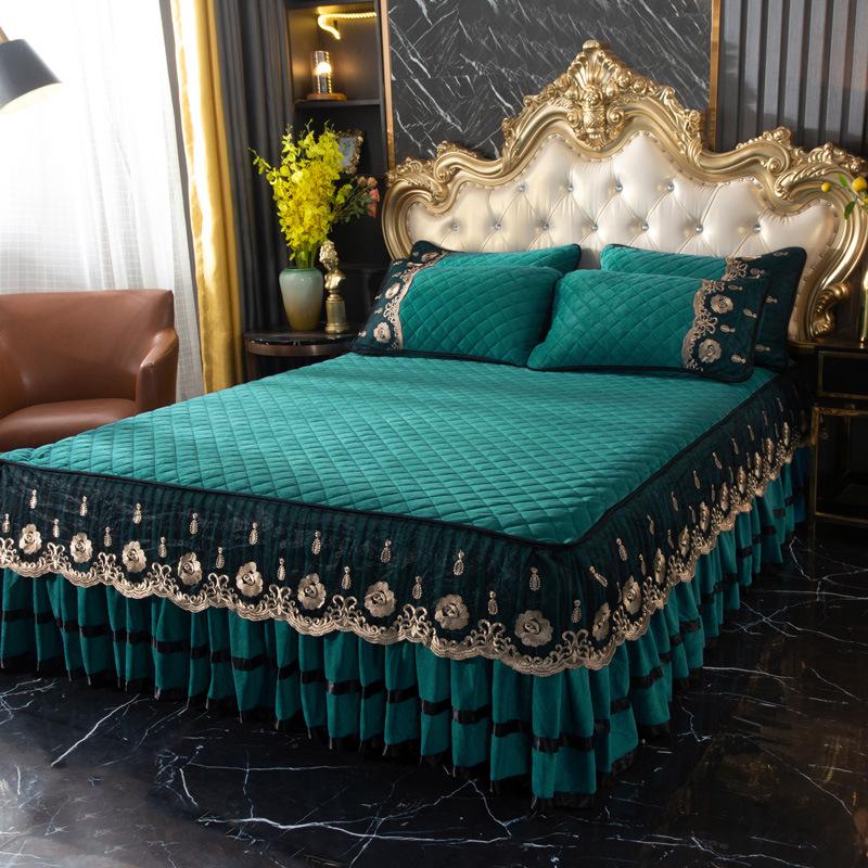 European Crystal Velvet Quilted Bed Skirt - Autumn/Winter Thick Lace Bedspread, Non-slip Flannel, 1.5m/1.8m Bedding Set