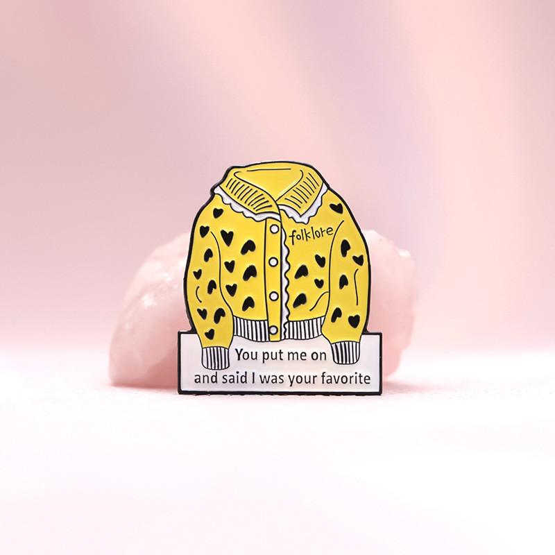 Yellow Sweater Creative Badge Taylor Swift Music Badge Folk Story Brooch For Fans