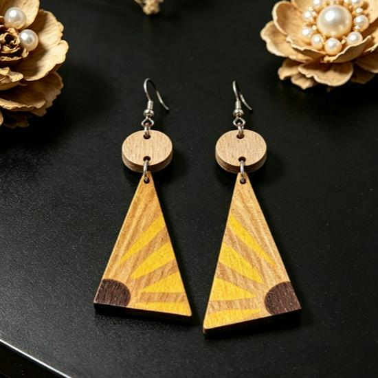 Korean-Style Irregular Design Retro Earrings - Trendy, High-End Niche Ear Accessories