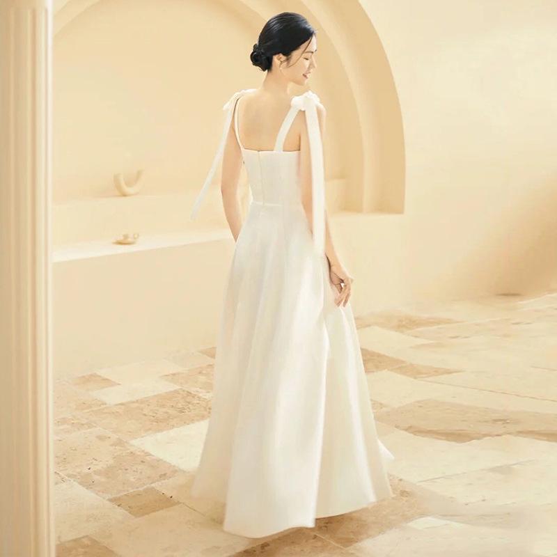 2025 Simple Forest Style Satin Spaghetti Strap French Wedding Dress
