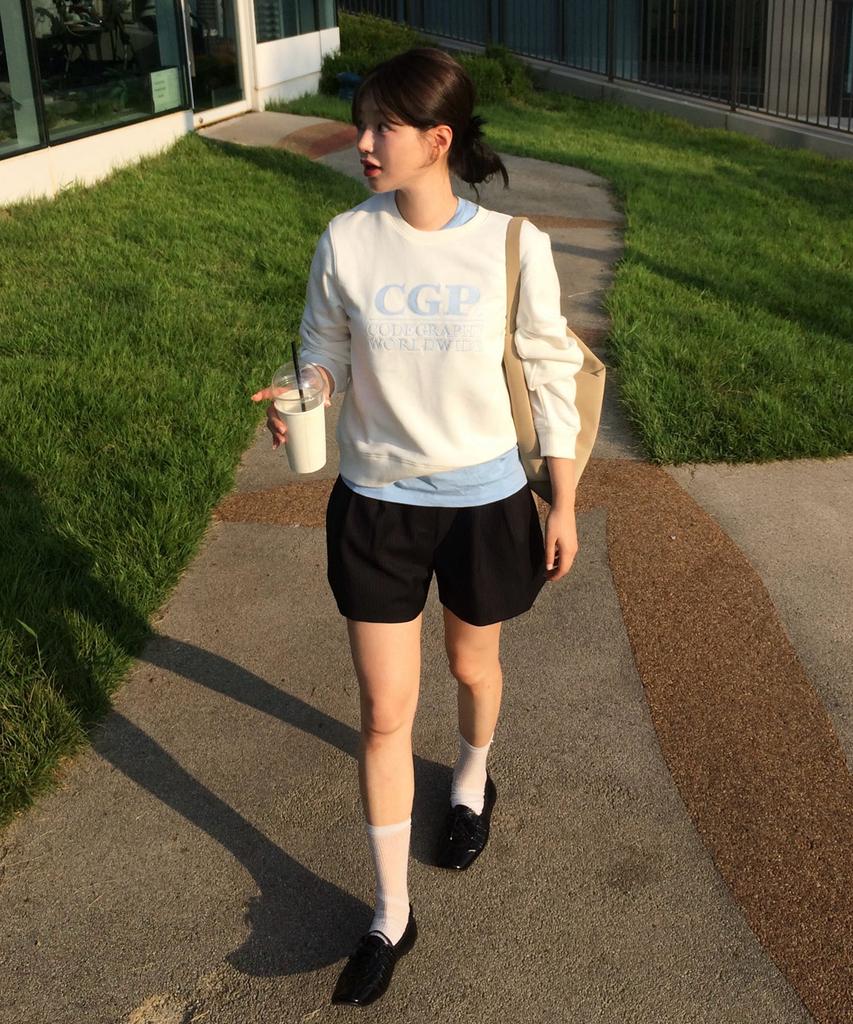 CGP (Women) Square Logo Sweatshirt_Off-White