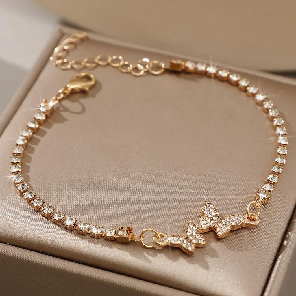 New Exaggerate Geometry Irregular Hollowed-Out Cross Open Mouth Bangle for Woman Adjustable Bracelet Paty Zircon Daily Wear