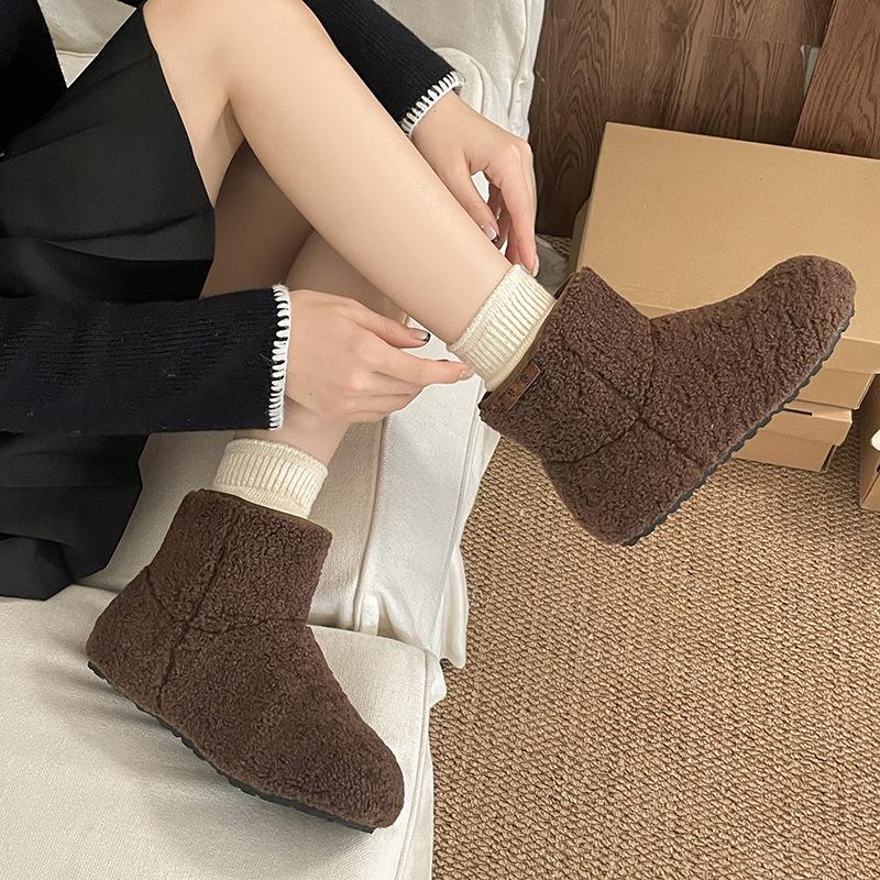 Fleece thickened fluffy shoes snow boots women's winter new winter lamb wool warm short boots snow fluffy boots