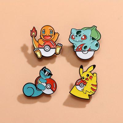 Pokemon Pikachu Anime Spilla Metallica Squirtle Charmander Bulbasaur Uomini Donne Spilla Gioiello Decorazione Zaino Regalo di Halloween CLE