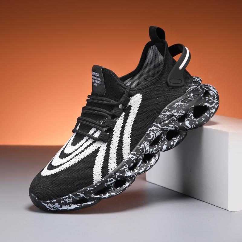 MOQ one piece of fly-woven sneakers summer breathable casual running dad shoes