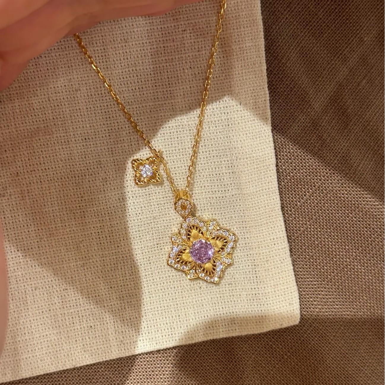 Italian Brushed Violet Rose Cut Four-Leaf Clover Necklace - Women s Luxury Retro Sweater Chain Accessory