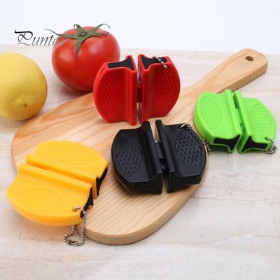 Stabile con catena ad uncino Affilacoltelli a lunga durata Portatile Leggero da tasca Accessori da cucina