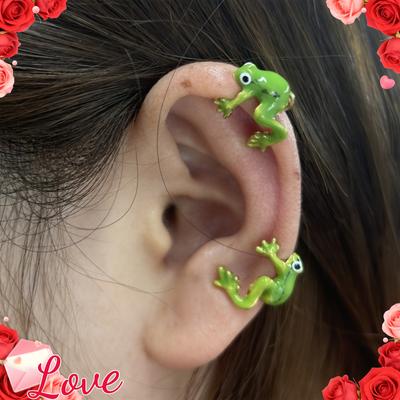 1 Pair, Green Frog Earrings, Cute Green Frog Stud Earrings, Fun Frog Climbing Earrings.