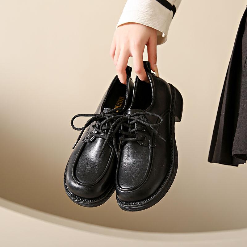 Små skinnsko dame 2025 vår ny retro allsidige remmer enkeltsko rund tå lav hæl tykk hæl snøresko Brock sko